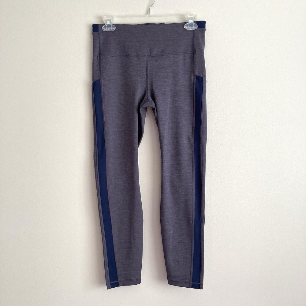Athleta Leggings Womens Medium Purple Ultimate Stash Pocket 7/8 Tight Yoga Gym
